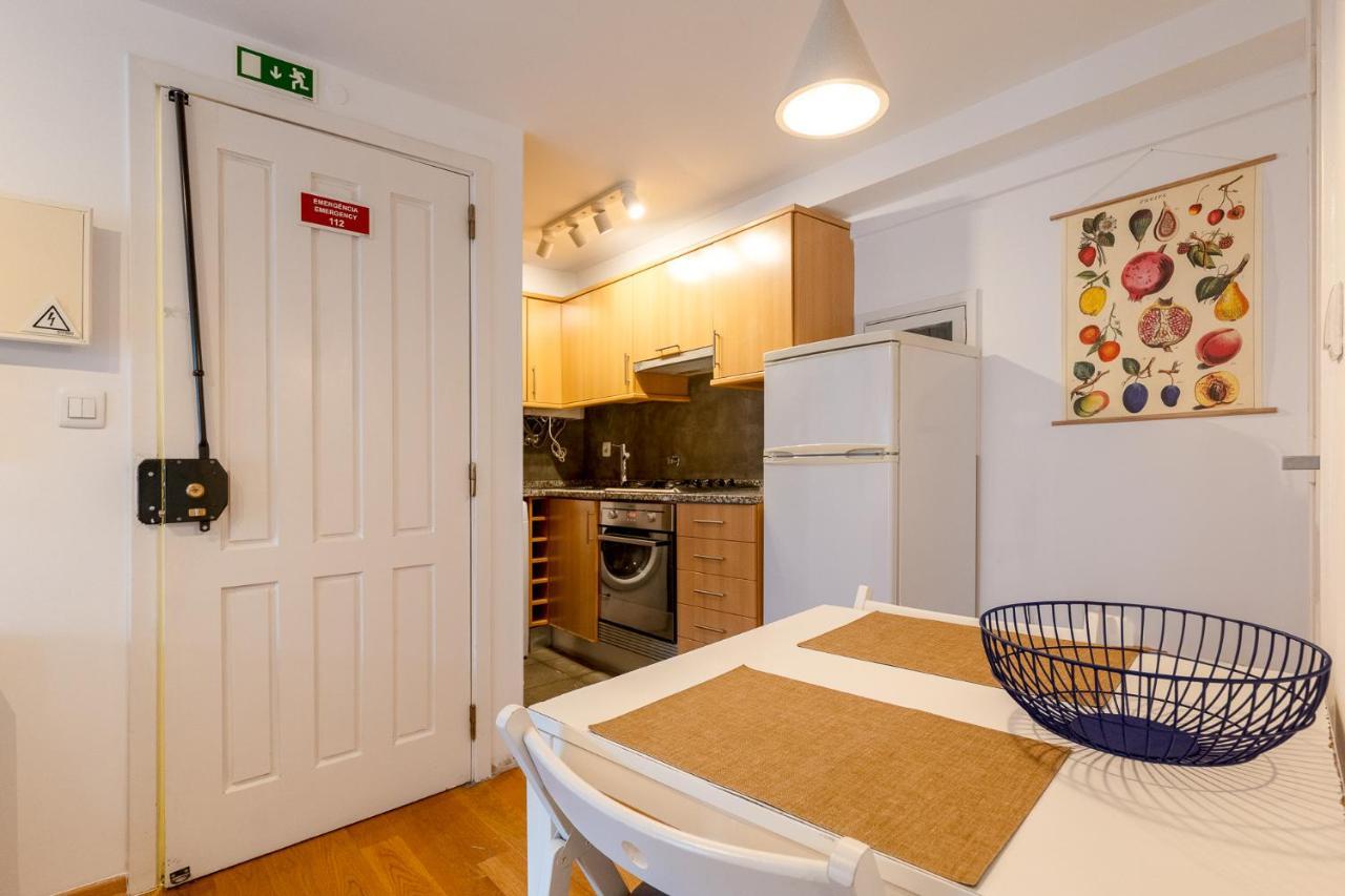 Contemporary Apartment In Chiado 3 Lisboa Extérieur photo